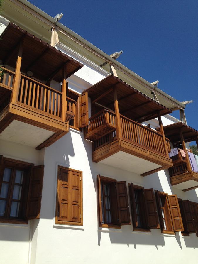 The White House Kalkan Exteriör bild