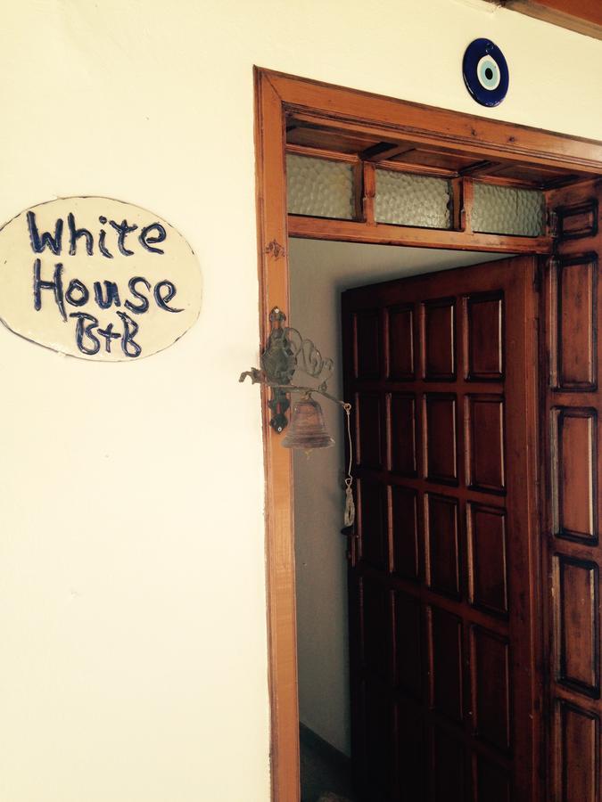 The White House Kalkan Exteriör bild